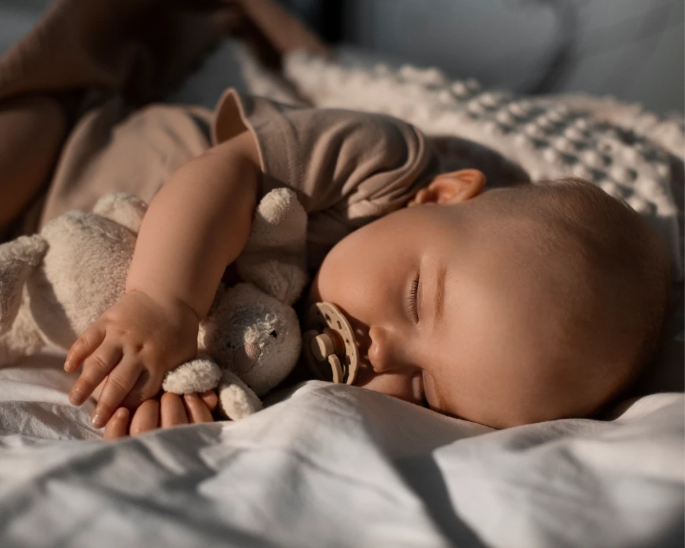 newborn sleeper bed